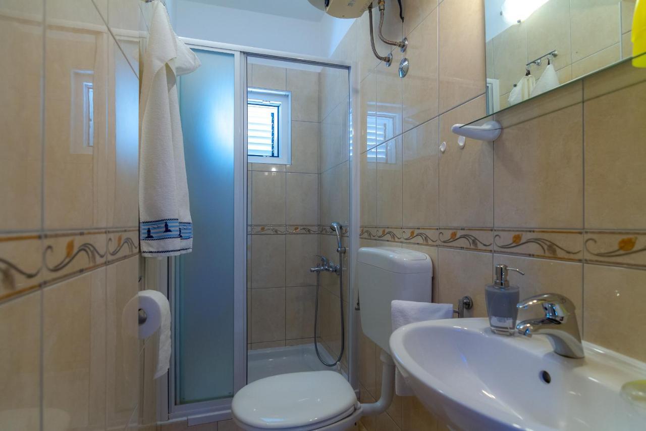 Apartman Haus Maja Banjol 外观 照片