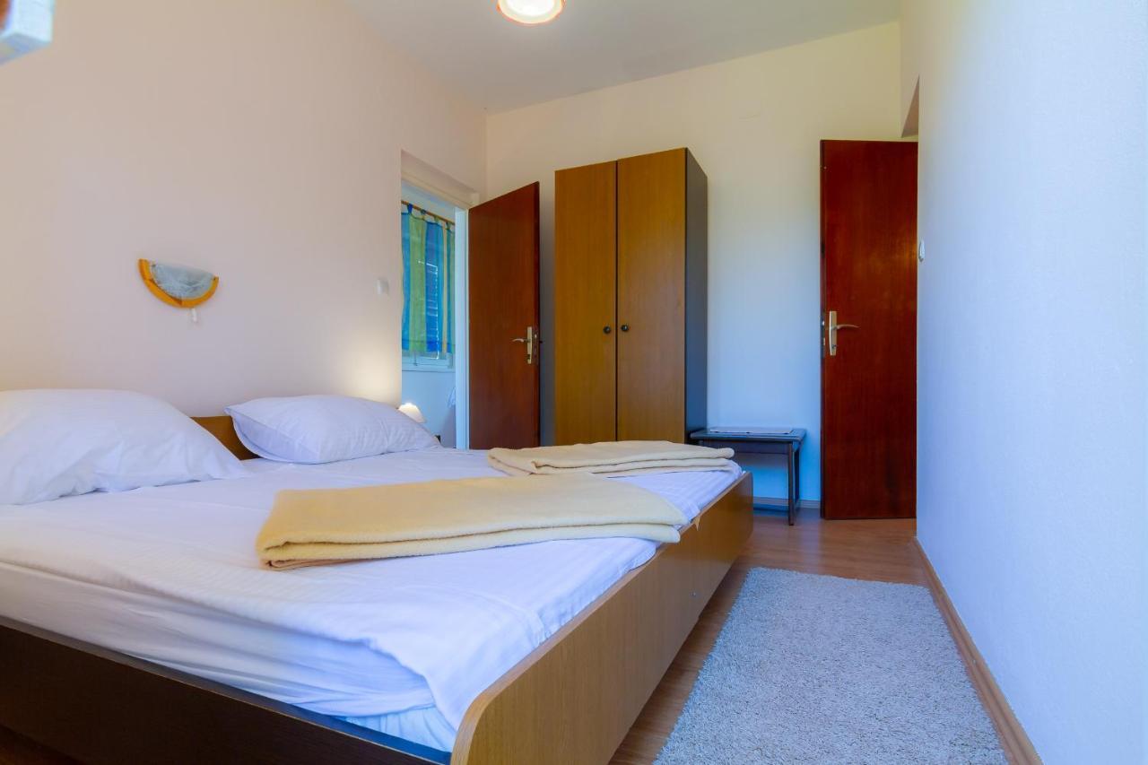 Apartman Haus Maja Banjol 外观 照片