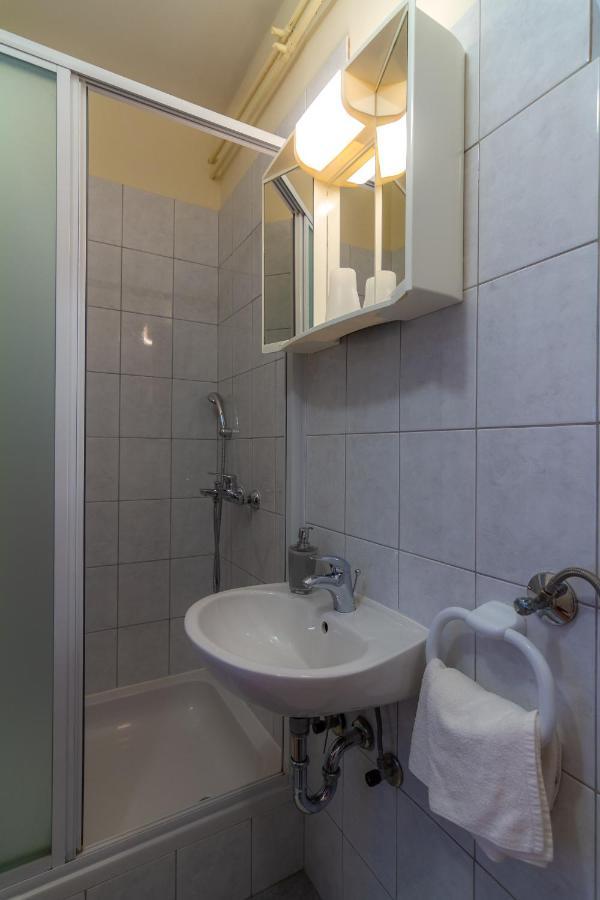 Apartman Haus Maja Banjol 外观 照片