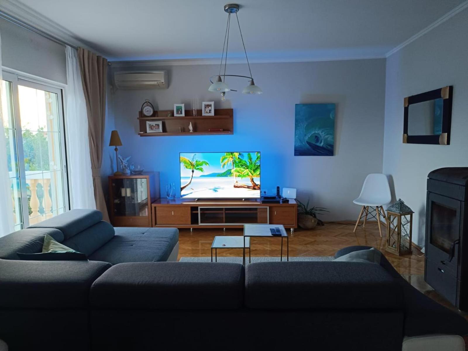 Apartman Haus Maja Banjol 外观 照片